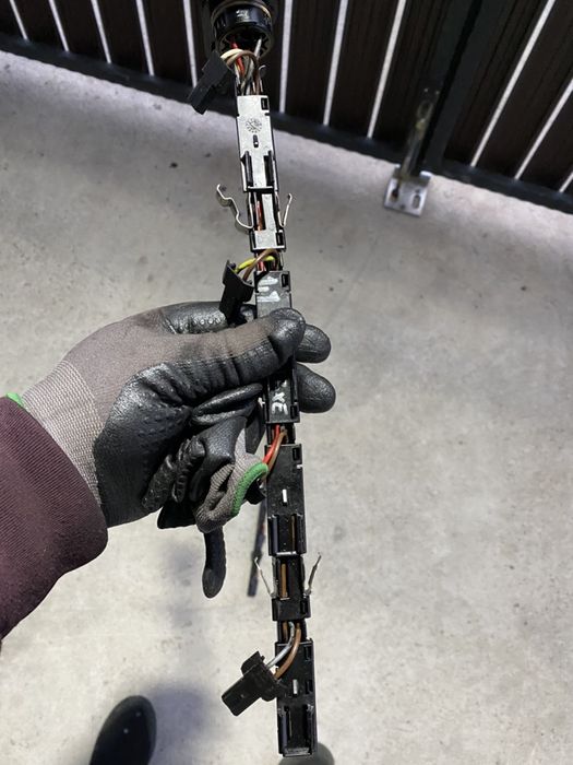 Rampa injectoare(bujii) pt 1,9 bkc/bxe pt passat b6,toruan,golf5,skoda