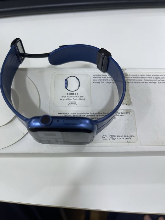 Apple Watch Series 7 • 45 мм • 32 GB • 85%