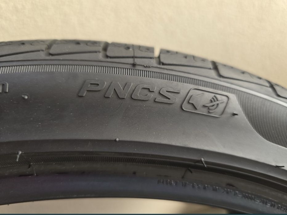 2бр. Pirelli Cinturato P7 255 40 20