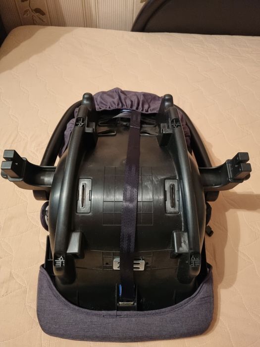 Столче за кола с адаптори Chipolino Adora