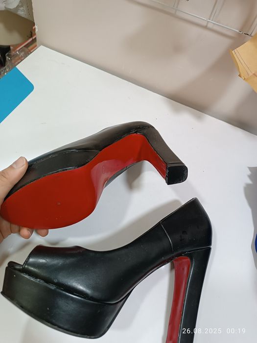 37 razmer tufli  b/u 50 000  sum