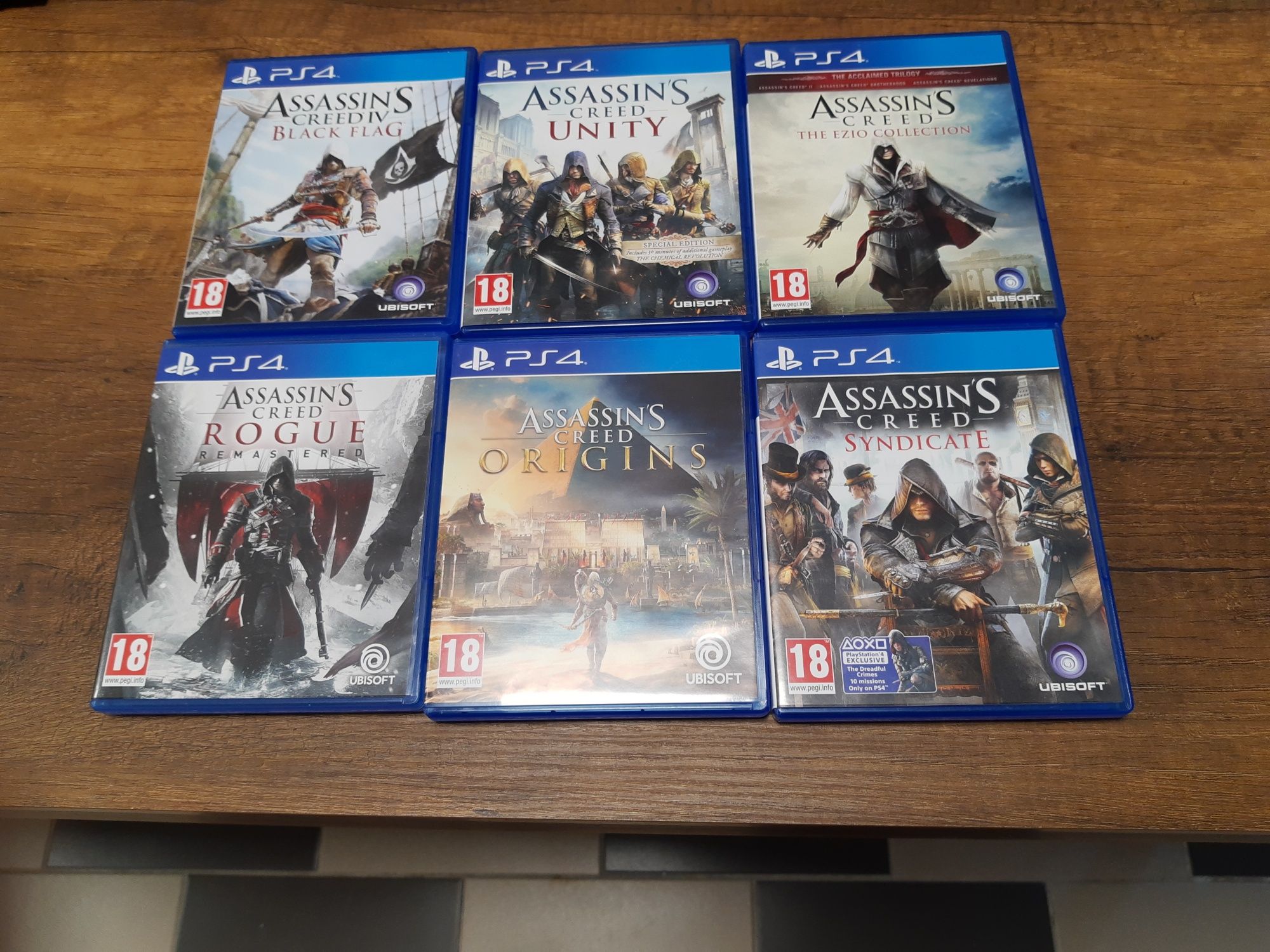 Assassin creed Origins, Black flag,Ezzio, Syndicate, Unity, Rogue ps4