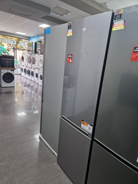 Хладилник с фризер Beko 200 см А++