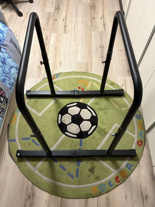 Стойка за кофички Corength TS 100 - РЕЗЕРВИРАНИ