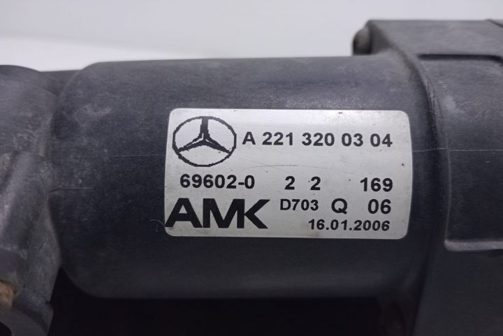 Compresor  suspensie  A2213200304 Mercedes-Benz S-Class W221