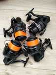 Spre vânzare 4 mulinete Okuma Atomic Carp 7000