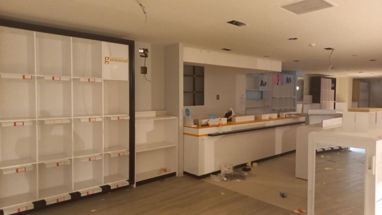 Кассовый стол для магазина