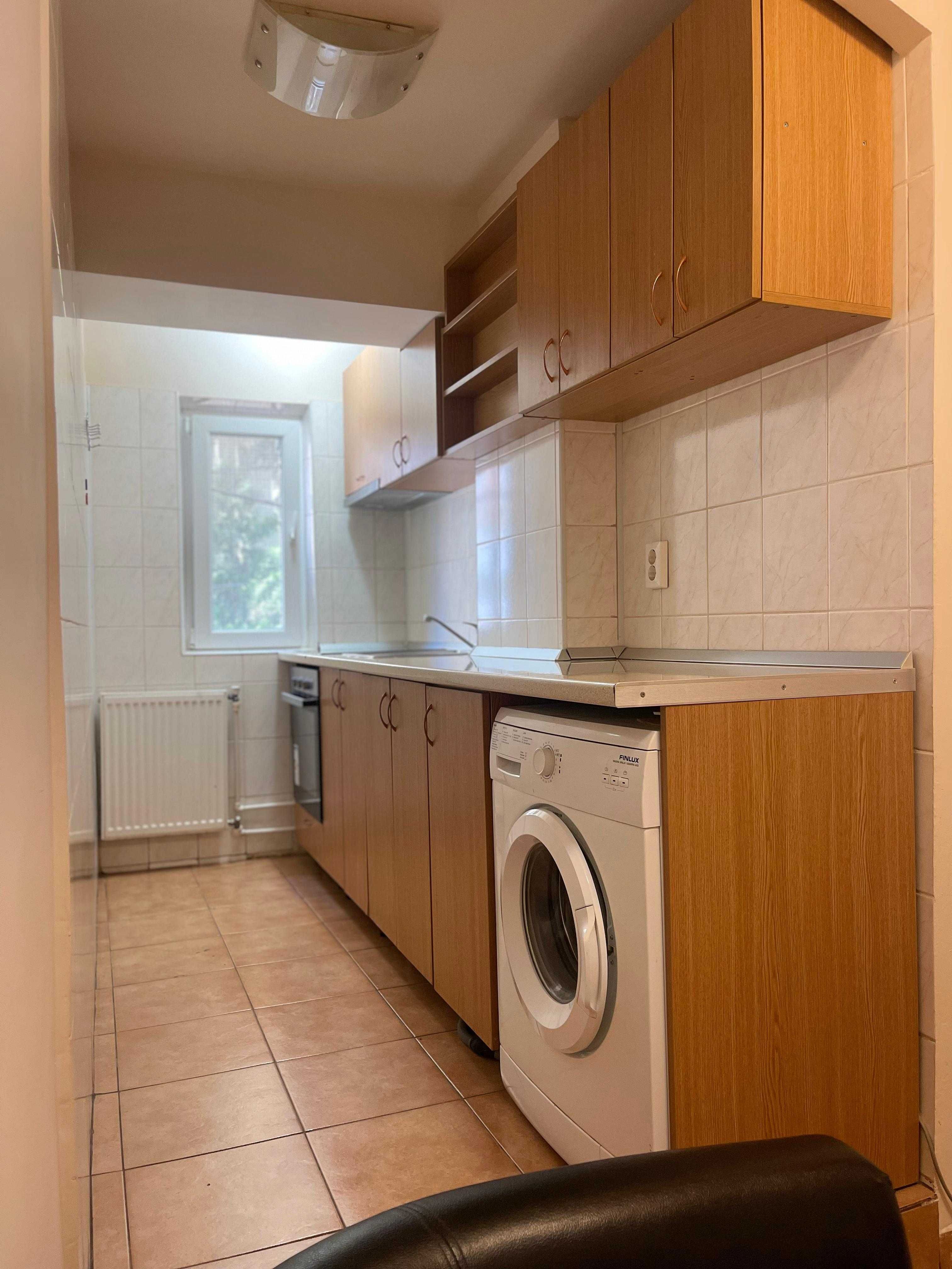Inchiriez Apartament 2 camere decomandat Bdul Brancoveanu, Sector 4