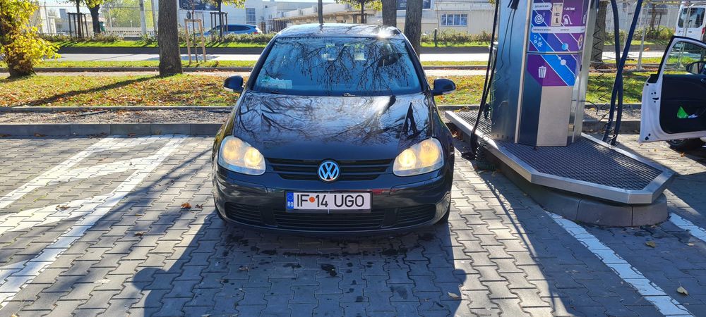 Vand Golf 5 1.6 benzina FSI