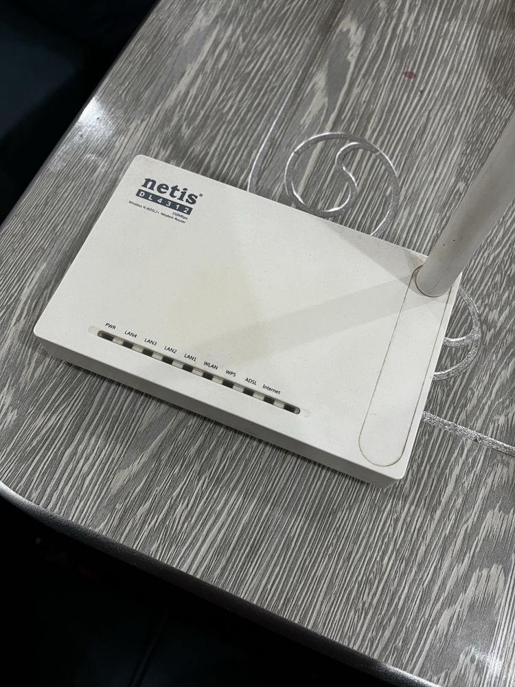 Wifi Router Netis dl4312
