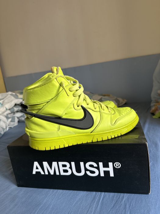 Nike dunk ambush flash lime