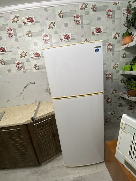 холодильник полностью РАБОТАЕТ