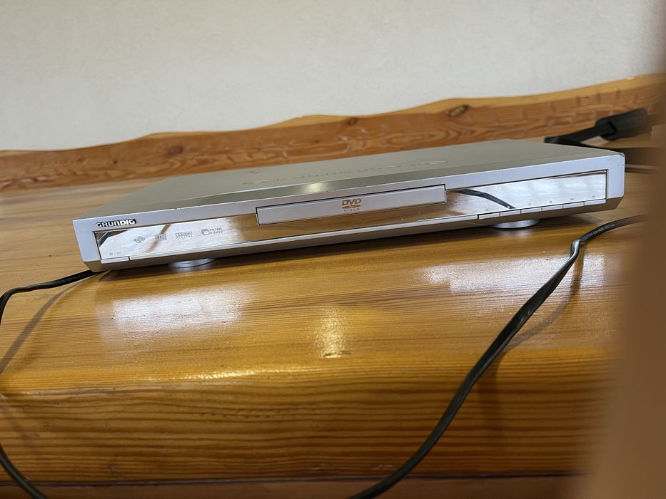 Продавам DVD Grundig