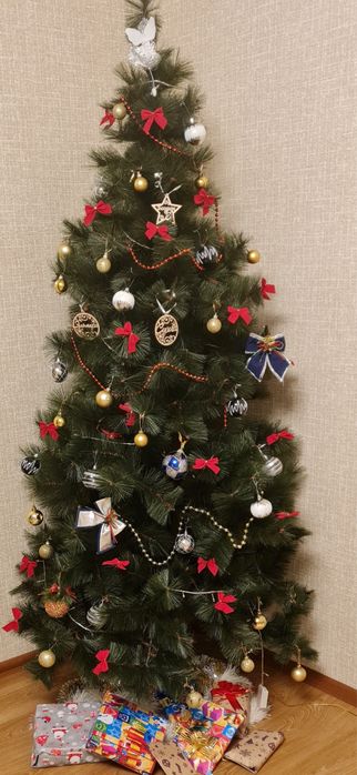 Елка искуственная