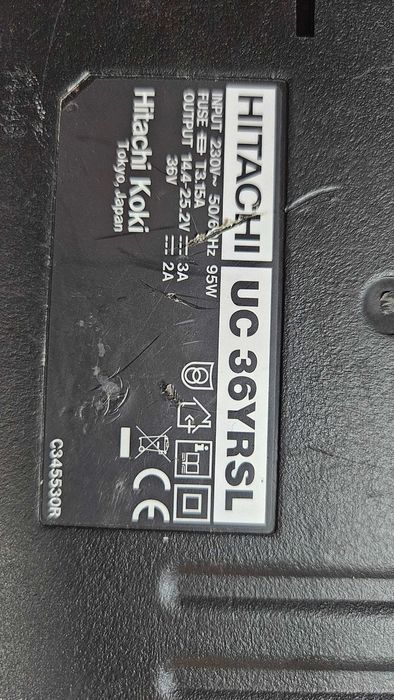 HITACHI  Încărcător pentru acumulatori Li-Ion 14,4-36 V UC36YRSL