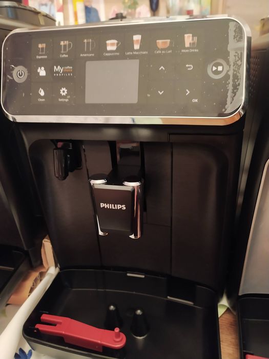 Espressor  Philips Seria 5400 în stoc seria 5500