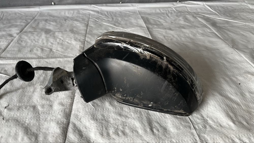 2 броя ляво и 1 брой дясно огледало VW Tiguan 2 2016-