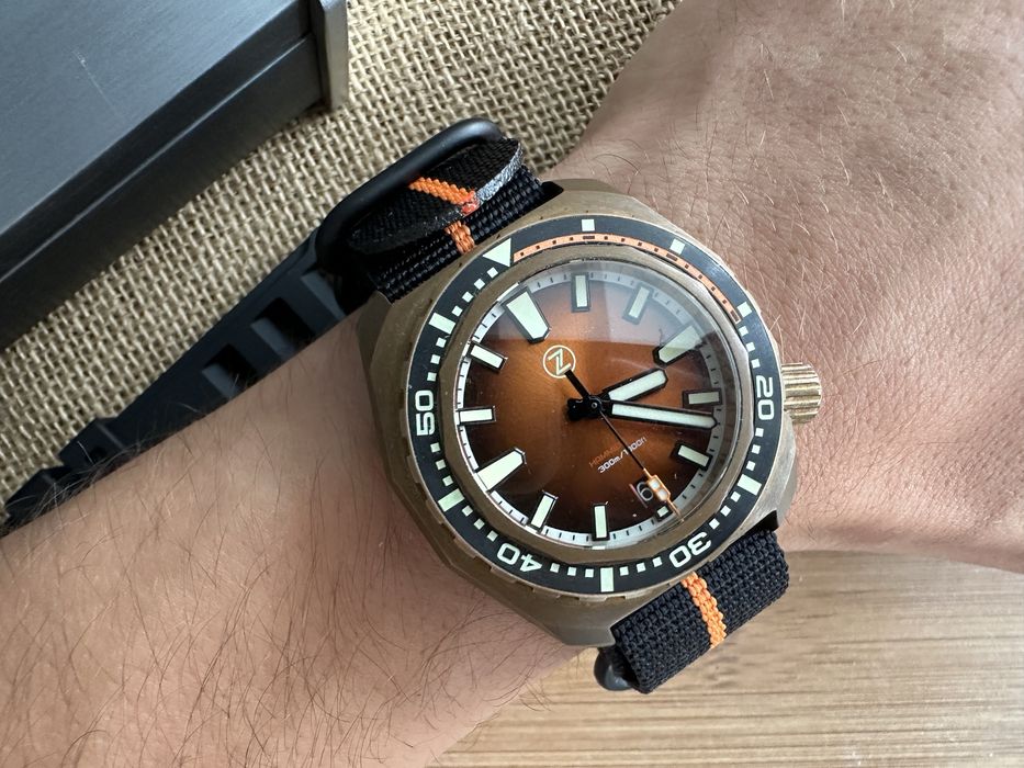 Ceas Zelos HAMMERHEAD V3 300M Bronze BURNT Orange