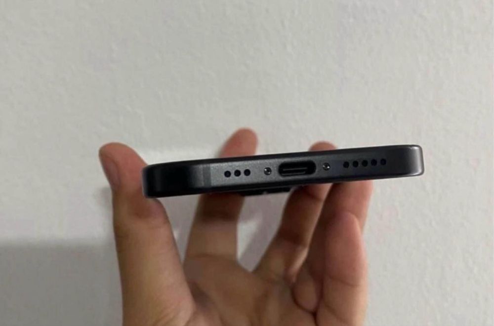 iPhone 15  92% Bateria  128 GB