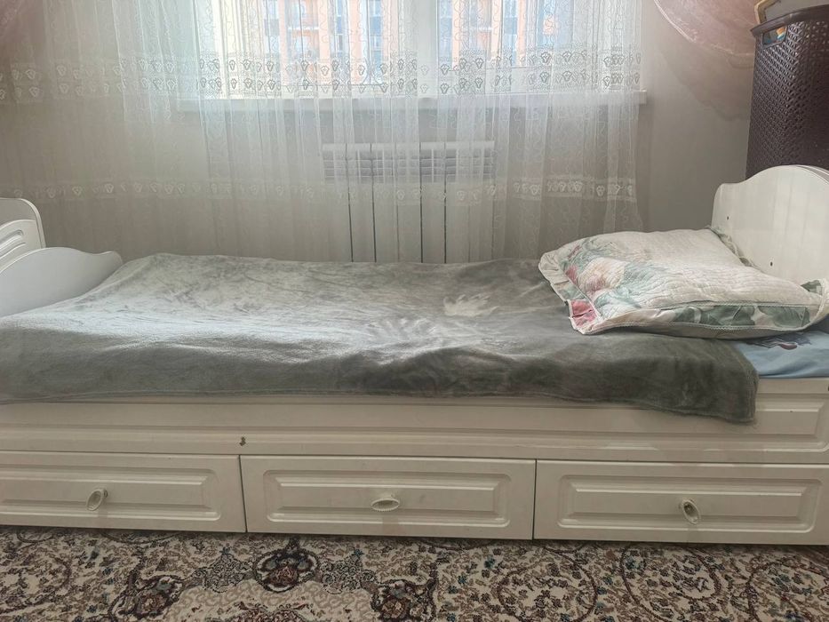 Detskiy kravat srochna sotiladi holati ideal