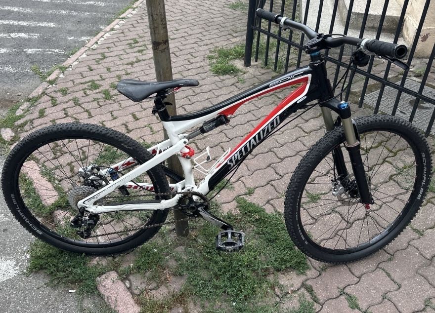 SPECIALIZED full suspension