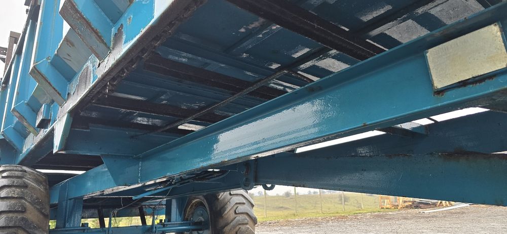 Remorca de gunoi Rolland 7 tone incarcare gunoi de pasare porci vaci