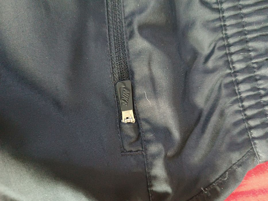 Pantaloni scurți fis originali mărimea 158-170.