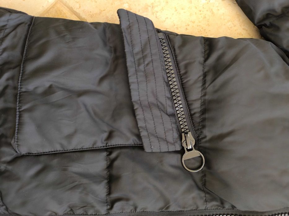 Дълго яке с обемни джобове