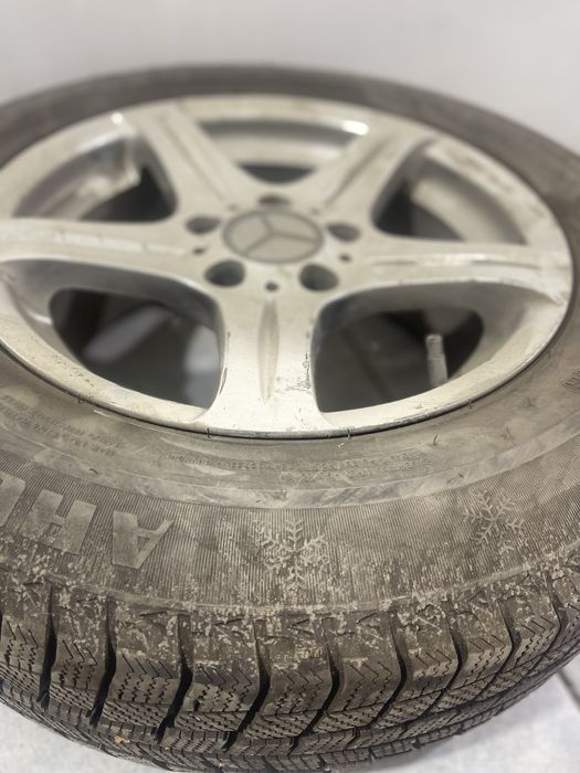 Продаю шины вместе с дисками полная комплектация