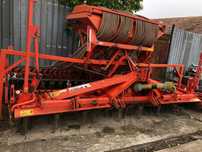 Semanatoare cu freza Kuhn Venta LC 452 + Kuhn HR 4503D