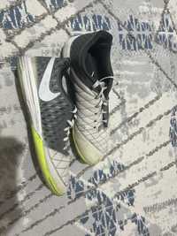 Футзалки Nike Lunar Gato размер 43