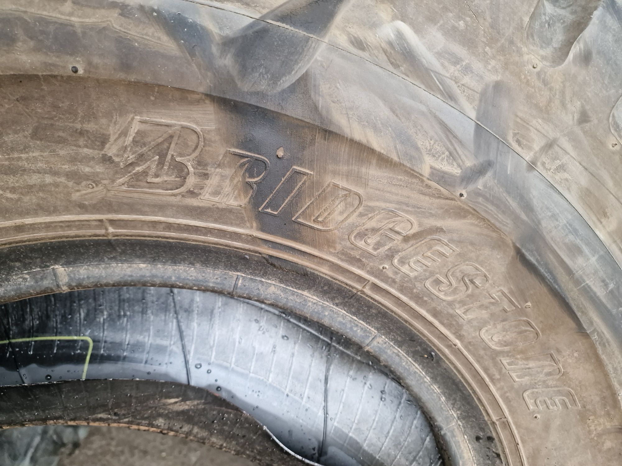 10.00-20 CAUCIUC excavator Bridgestone