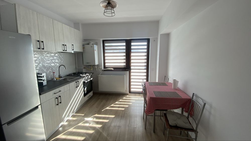 Apartament de inchiriat !