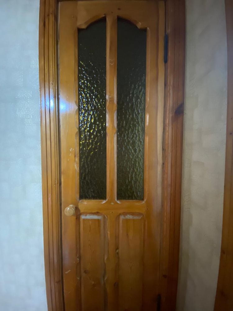 Продам двери в хорошем состоянии.