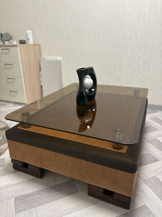 Продам журнальный столик