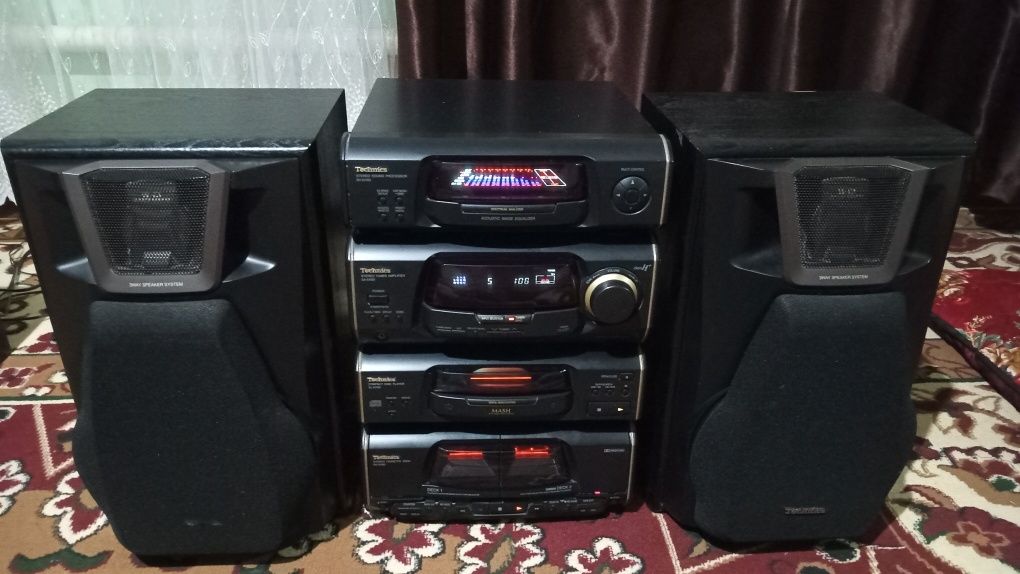 Музыкальный центр,  Technics