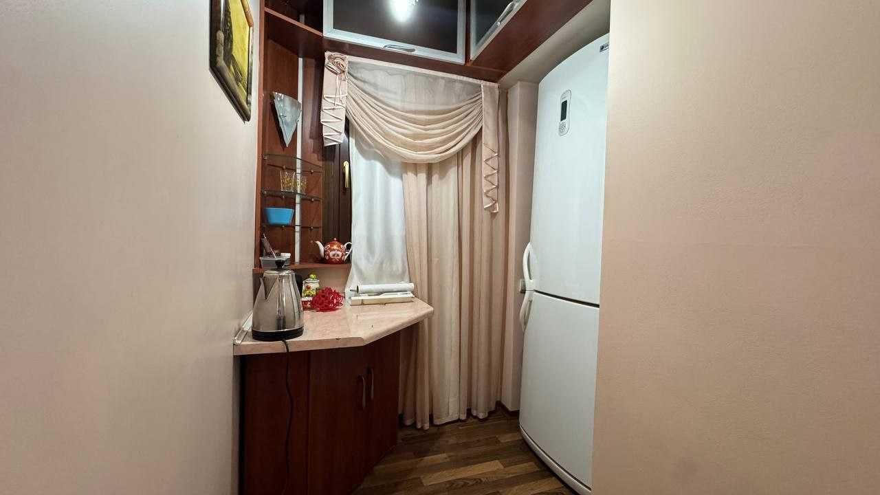 Продается квартира 2х комнатная ЦУМ 110 школа