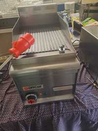 Grill electric striat 380V 45/30cm