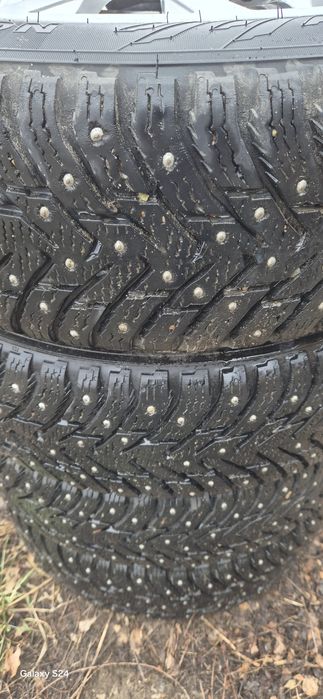 Шины с дисками Nokian Nordman 8 в количестве 4 штук