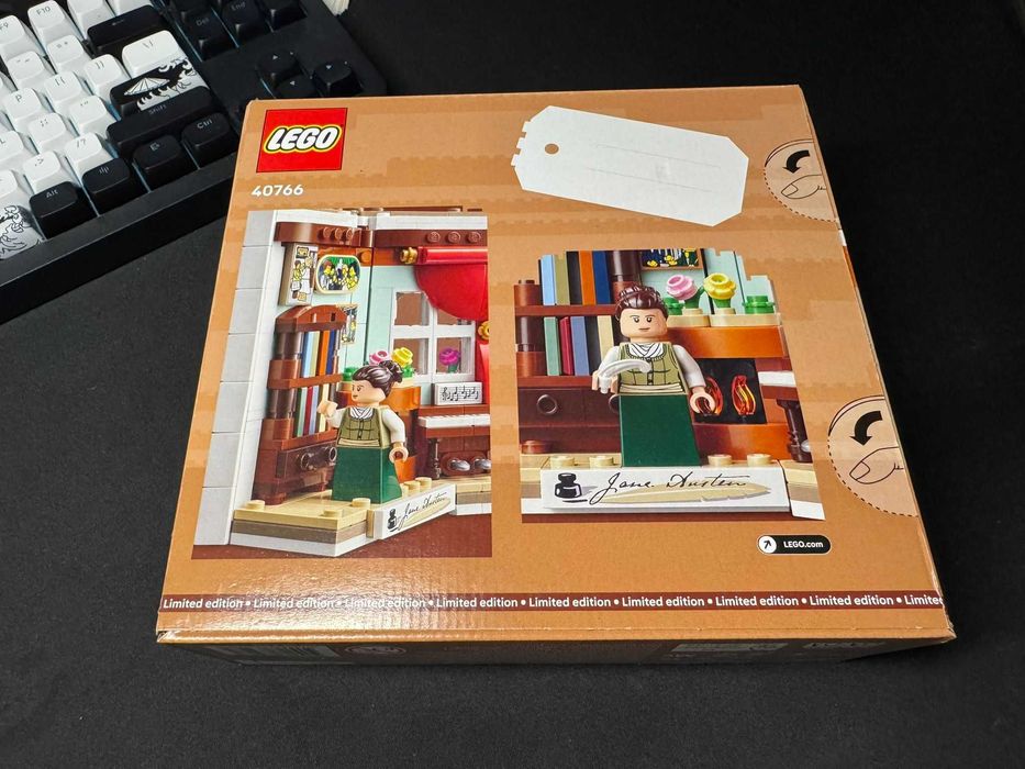 LEGO® Omagiu adus cărților lui Jane Austen (40766) - sigilat