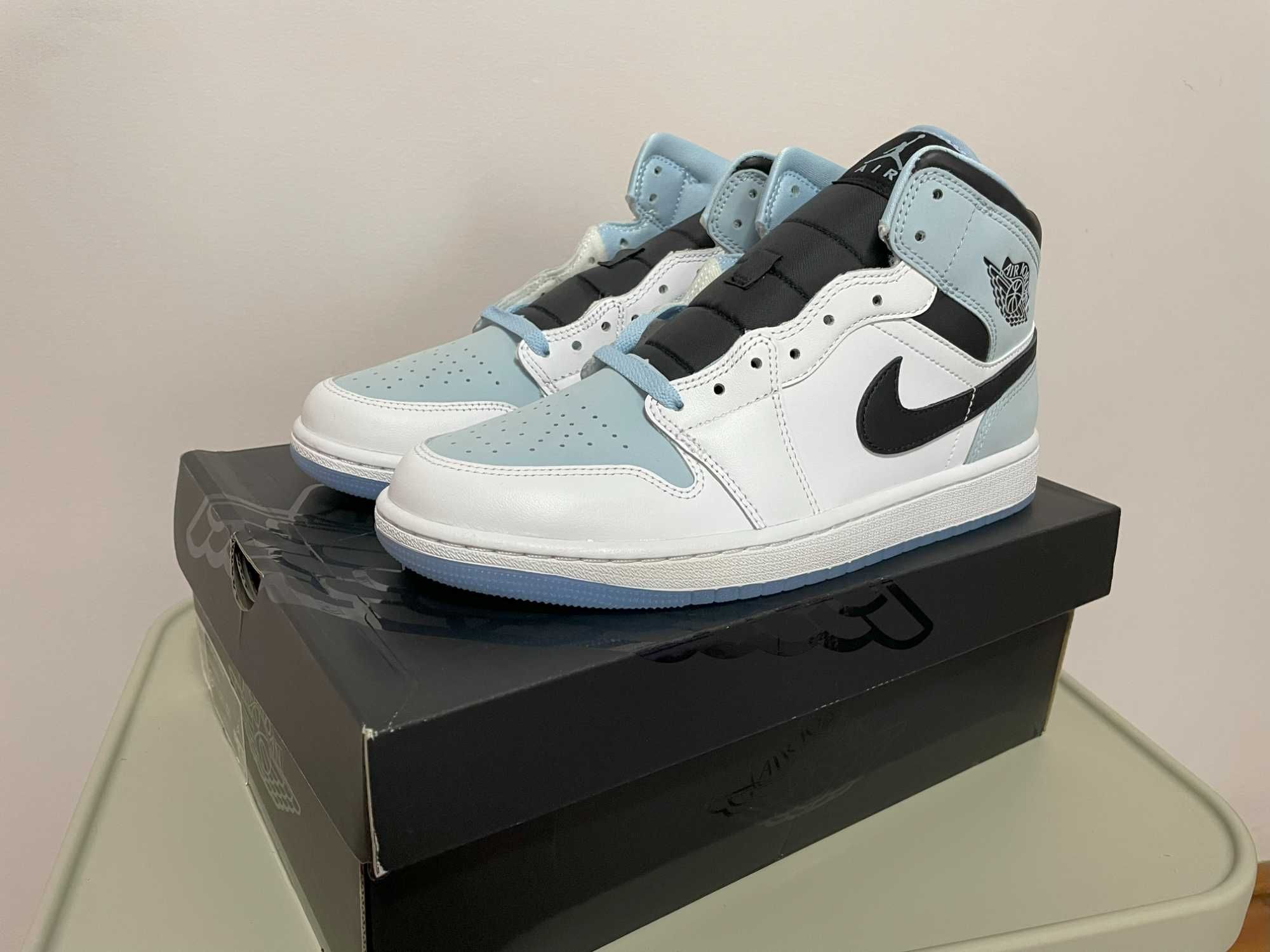 Vând Jordan 1 MID Ice Blue (2023]  43