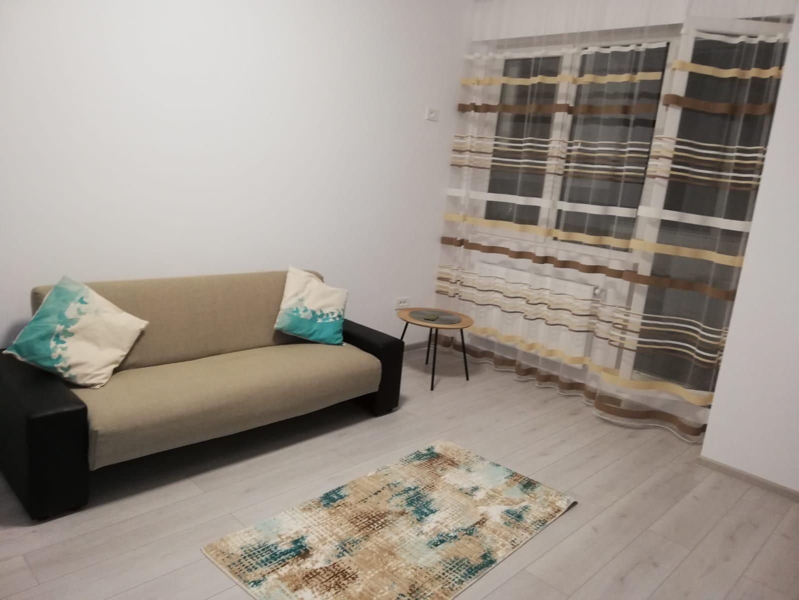 De închiriat  studio  Str Rezervelor 56