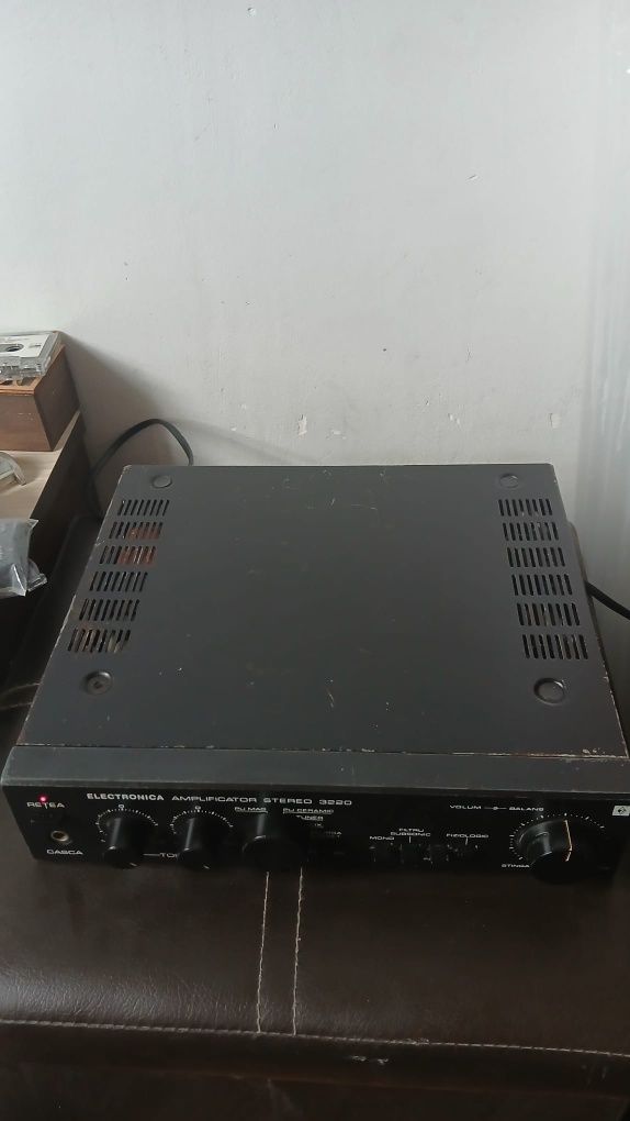 Amplificator românesc Electromiresi 2x15.W 4ohm