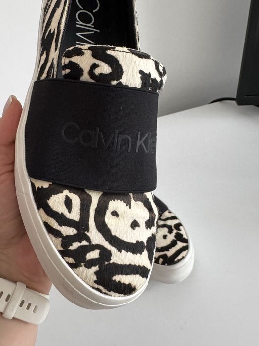 Pantofi Calvin Klein tip slip on marime 38 piele ponei
