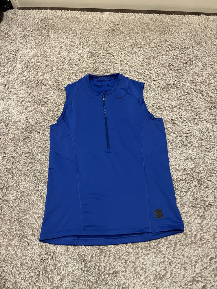Nike Pro Hyperwarm-оригинален мъжки елек/грейка
