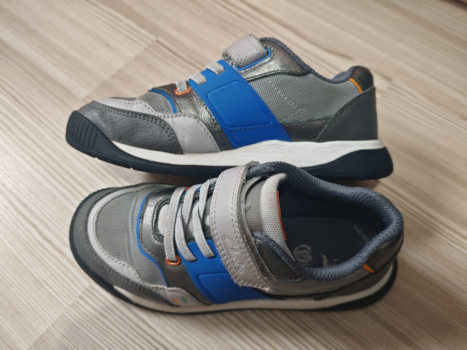 Pantofi sport Clarks, piele naturaia, marimea 30