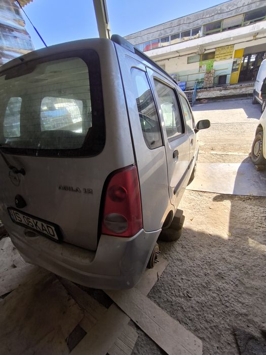 Opel Agila motor 1.2 din 2001