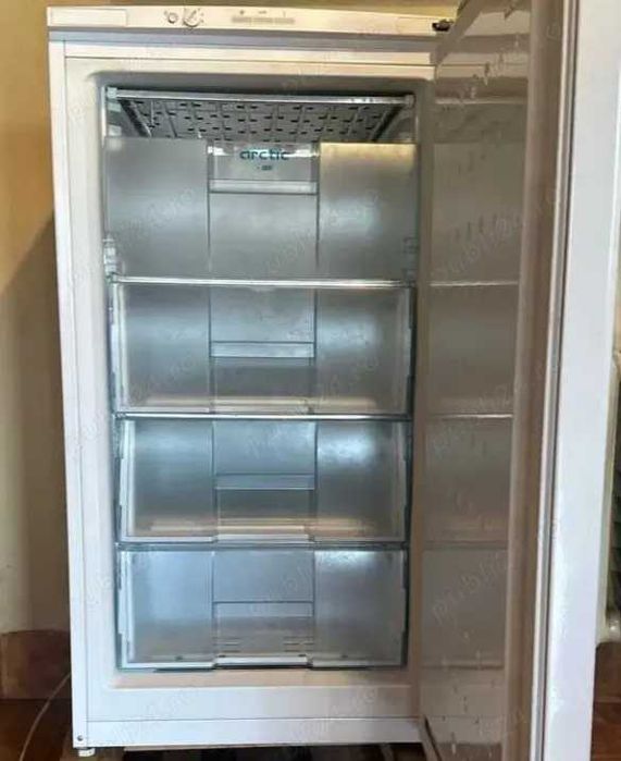 Vand congelator Arctic cu 4 sertare model C135 (107 litri) - nou