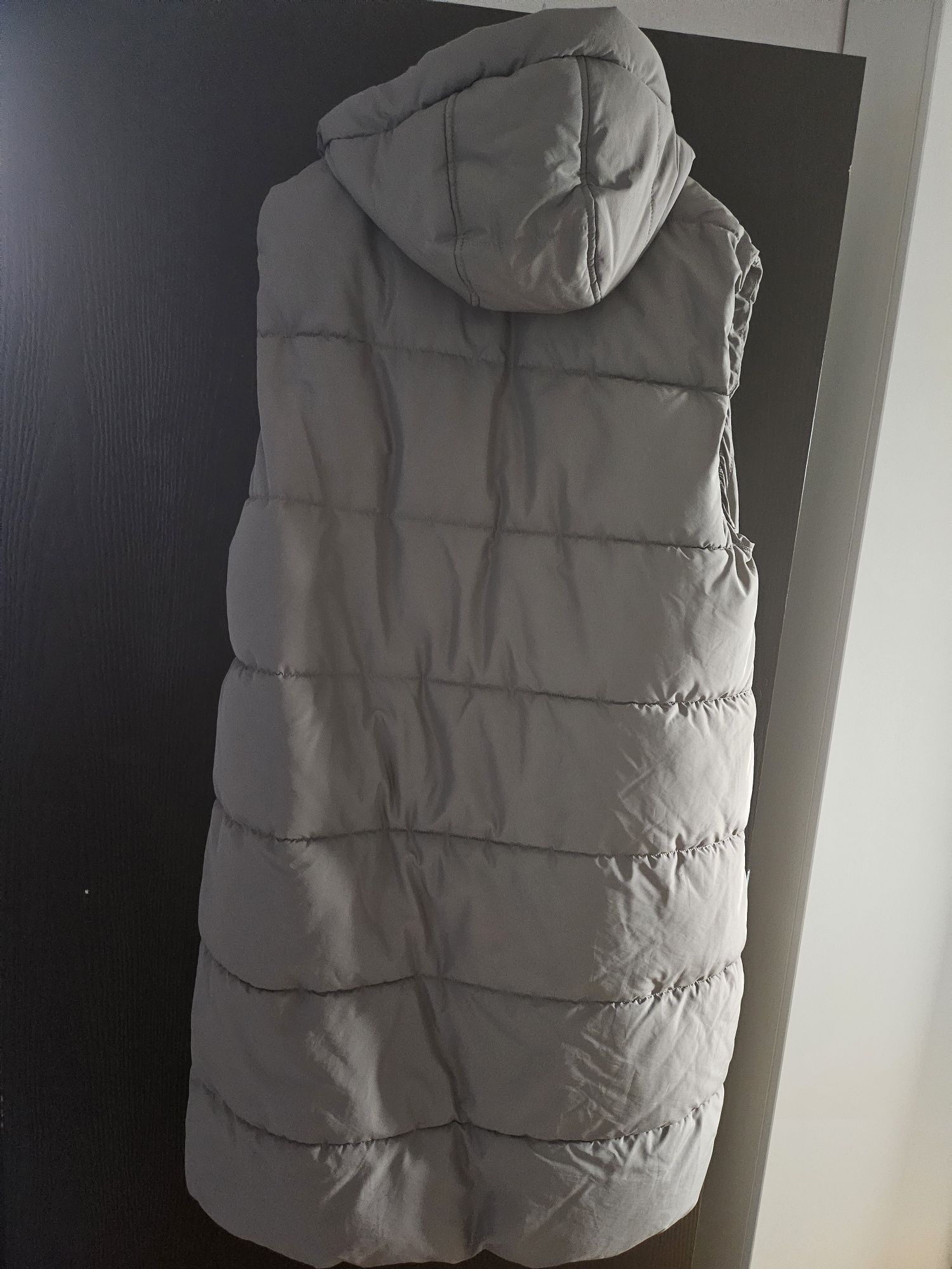 Дълъг елек на H&M