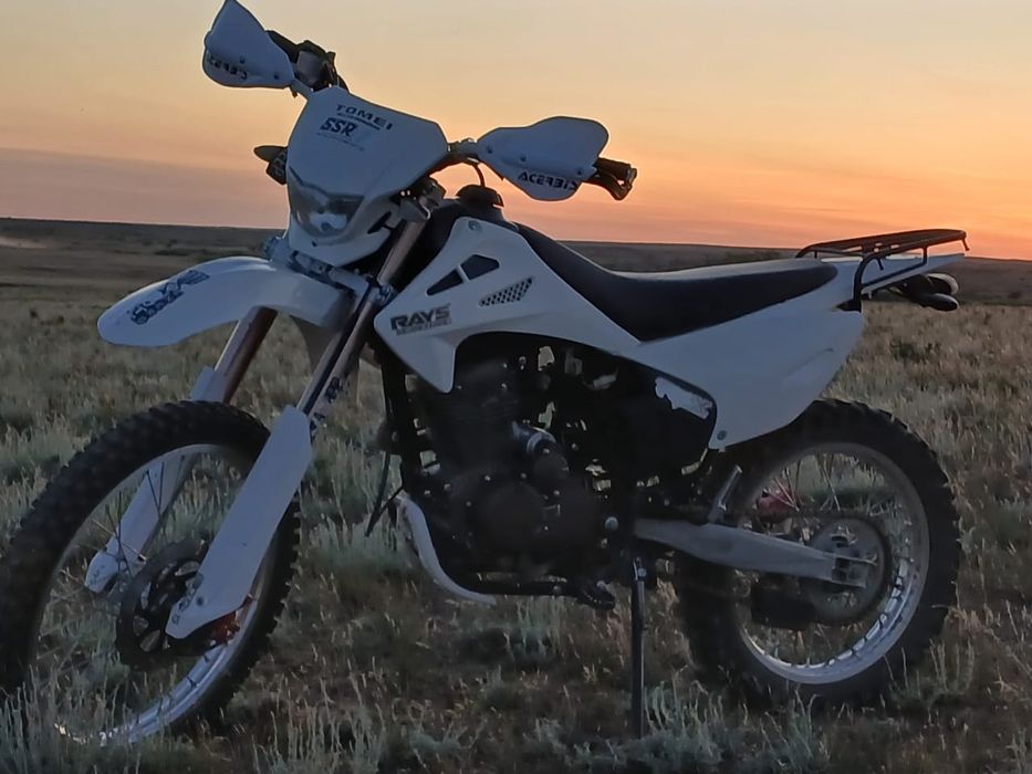 Продам Мотоцикл эндуро 06